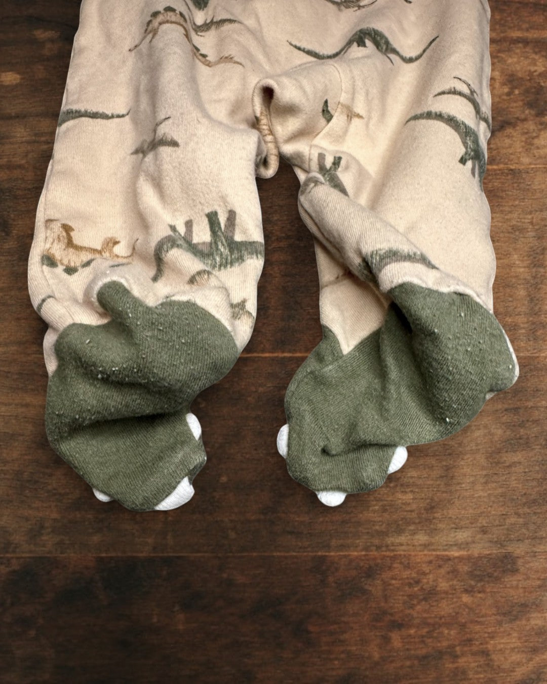 (3M) Carter's Sleep & Play Dinosaur Onesie