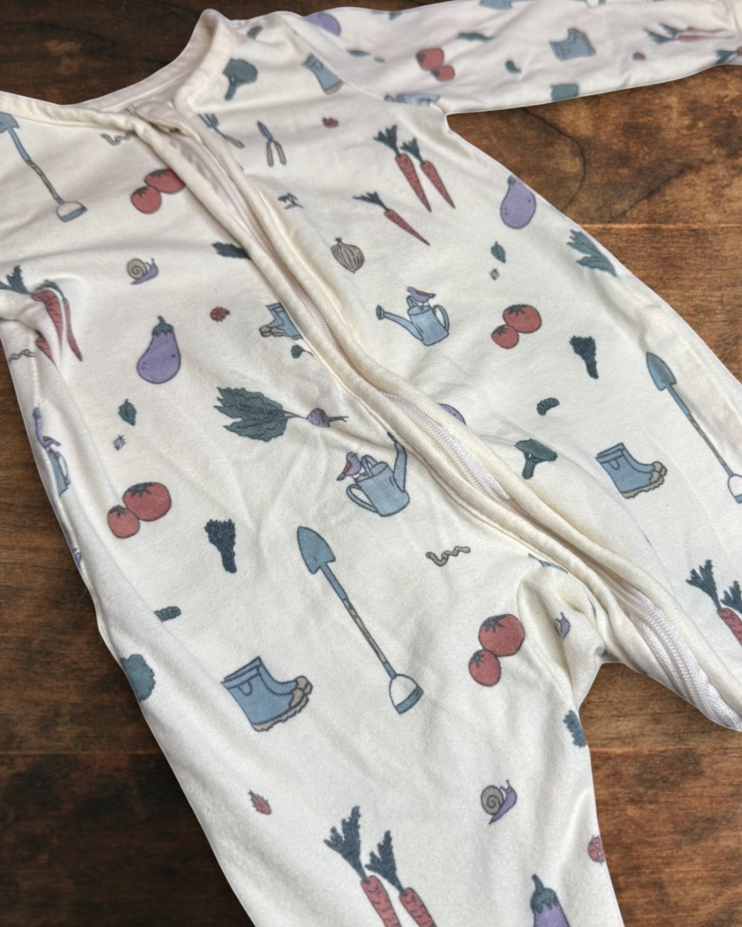 (3M) Little Planet Sleep & Play Onesie w/ Mittens
