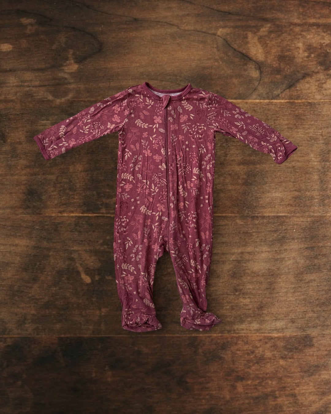 (6M) Modern Moments Super Soft Sleep & Play Sleeper Onesie